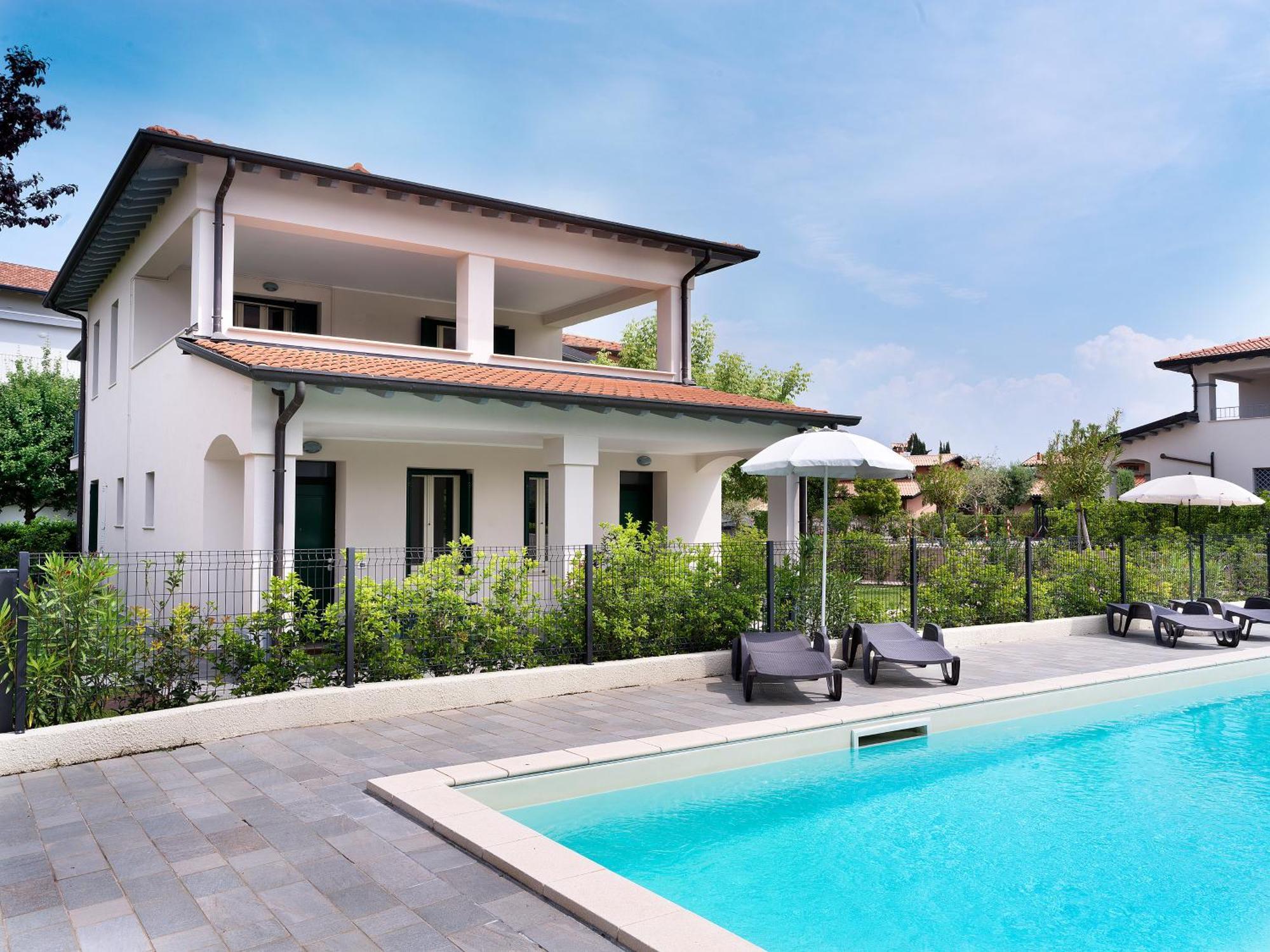 Residence Fiore Rosso Sirmione Exteriér fotografie
