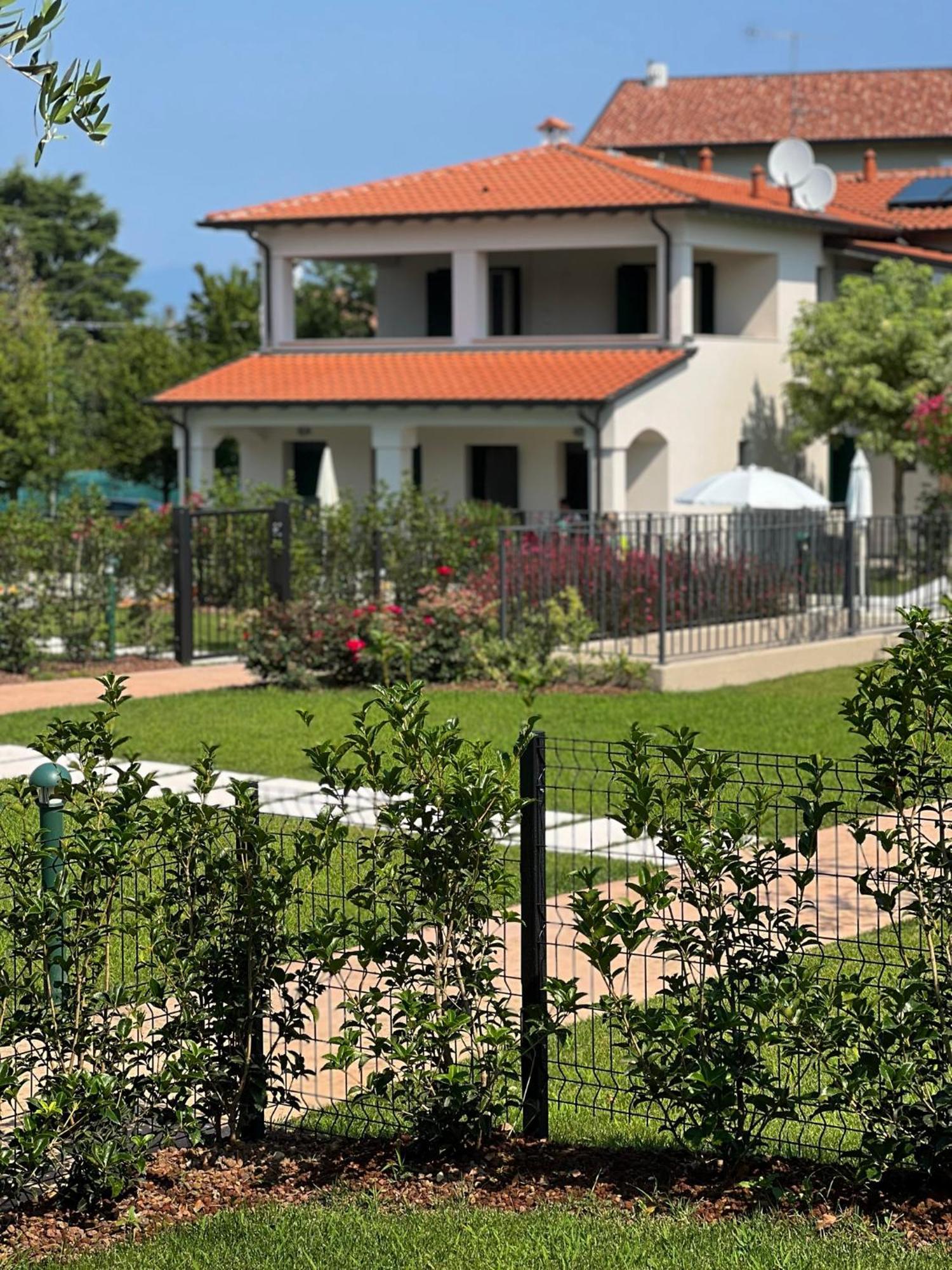 Residence Fiore Rosso Sirmione Exteriér fotografie