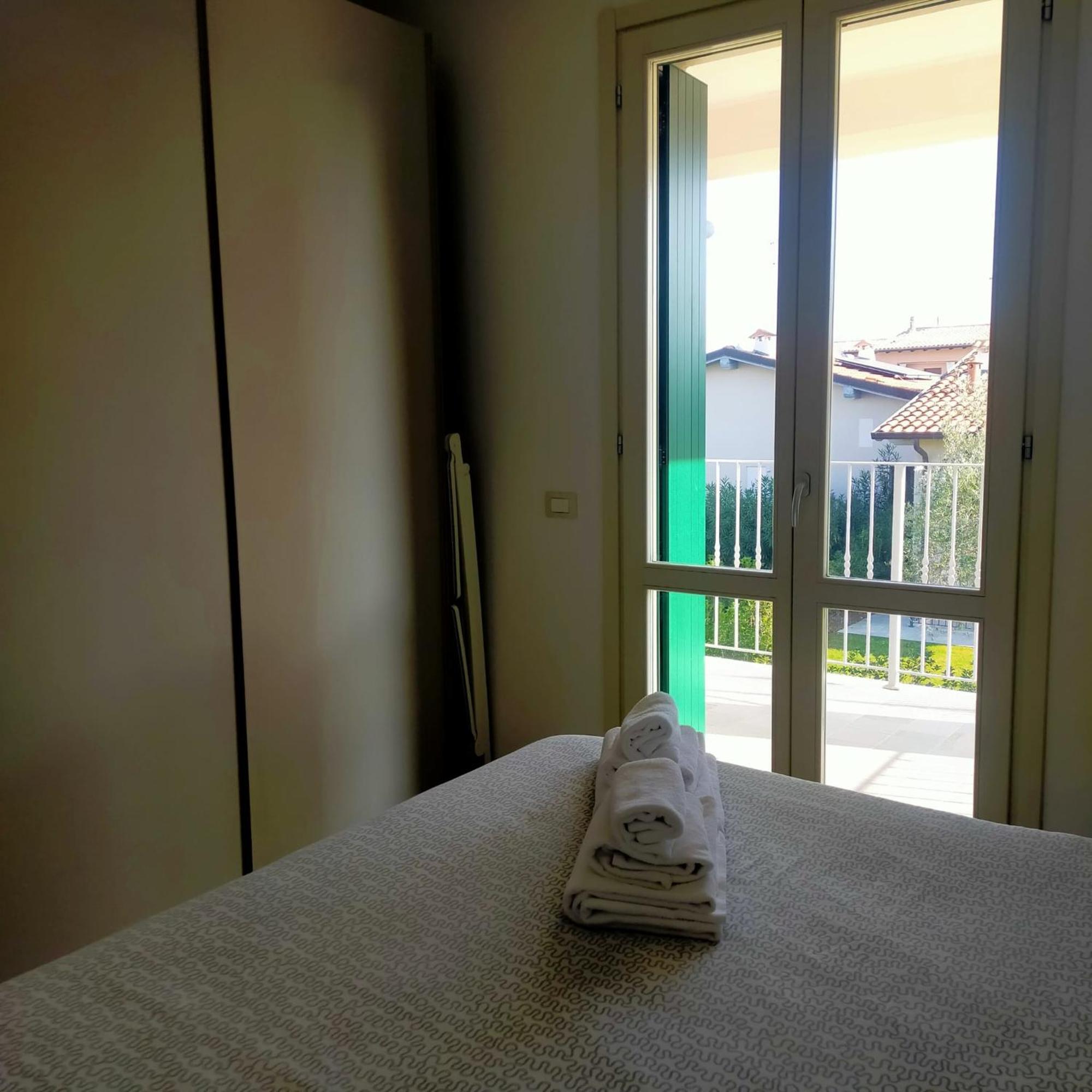 Residence Fiore Rosso Sirmione Pokoj fotografie